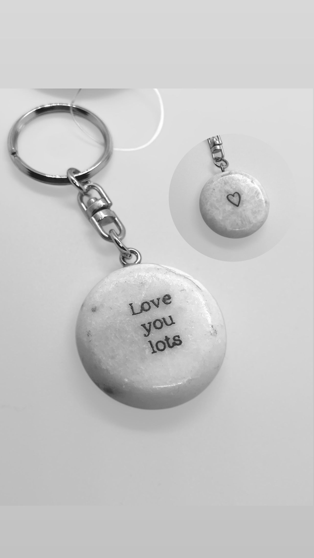 Pebble keyring  Natural marble white complete with an inspiring quote