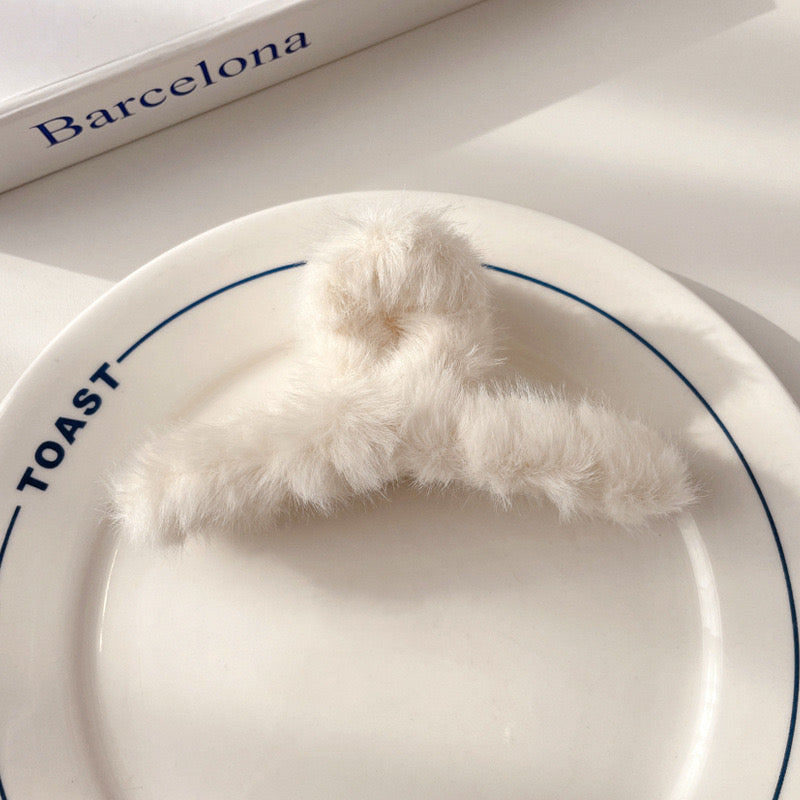 Fluffy faux fur claw clip