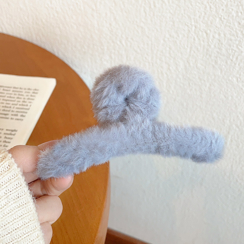 Fluffy faux fur claw clip