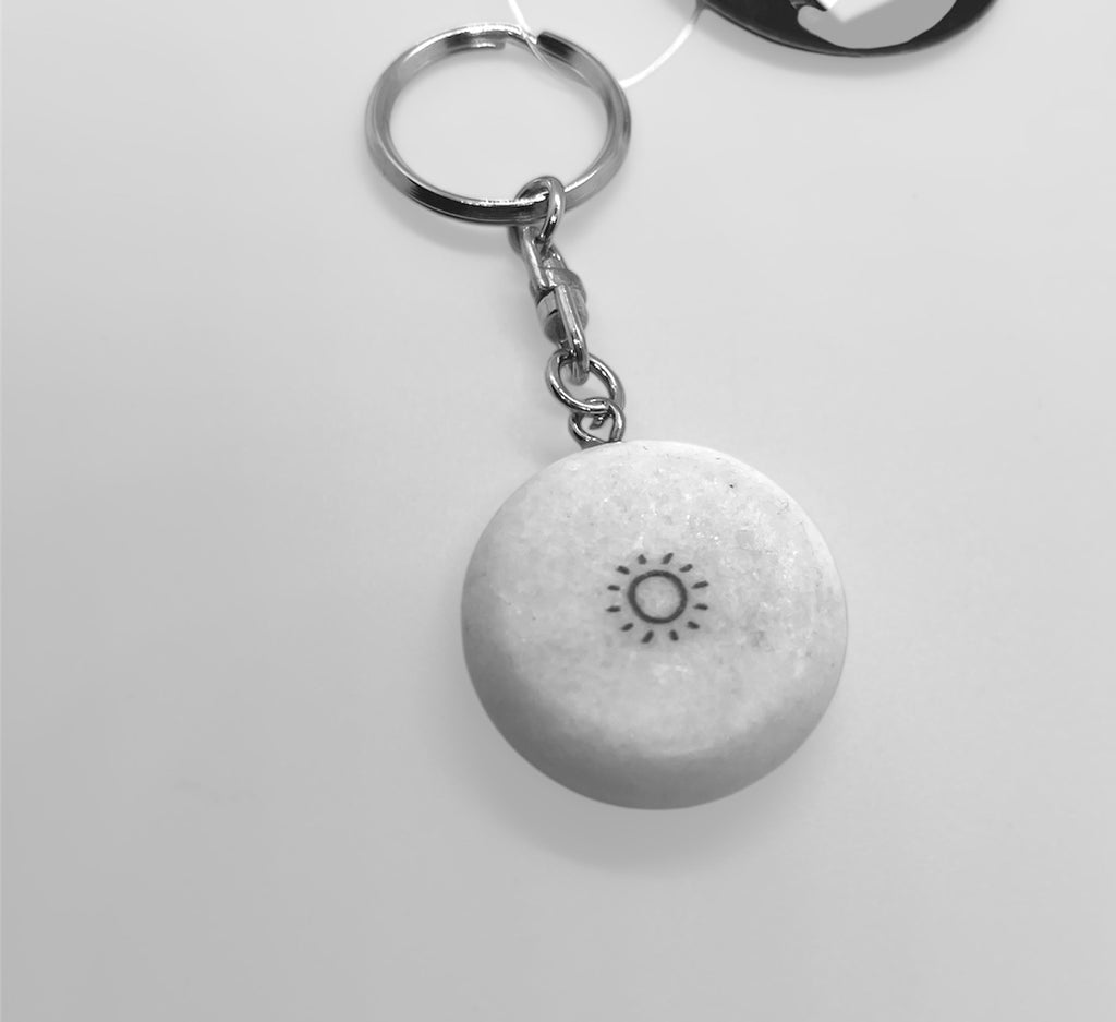 Pebble keyring  Natural marble white complete with an inspiring quote