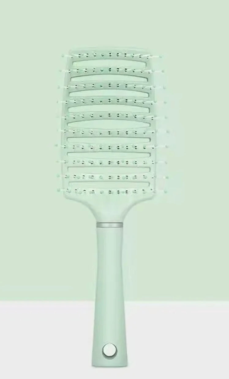 Wet and dry vented single bristle hairbrush