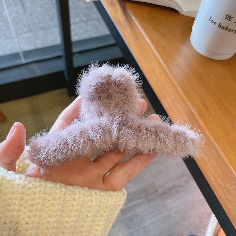 Fluffy faux fur claw clip